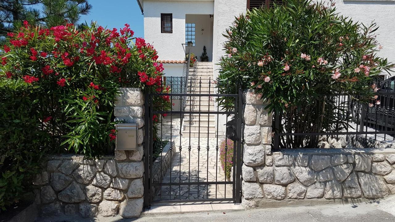 Apartments Gorana Цриквеница Экстерьер фото